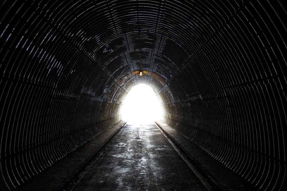 tunnel-3980191_960_720.jpg